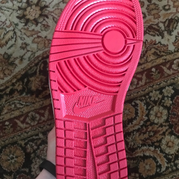 Jordan 1 Hightop White/Red - Brand New - Picture 5 of 7